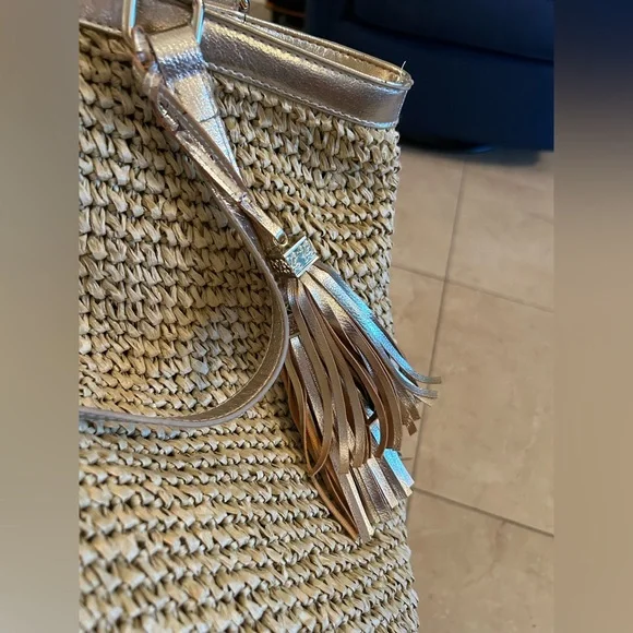 White House Black Market Stylish Gold and Tan Woven Women's Tote Bag - Picture 5 of 13